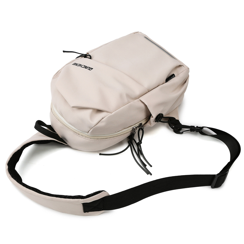 Męska torba na klatkę piersiow – Running Gear Bag recenzja i cena